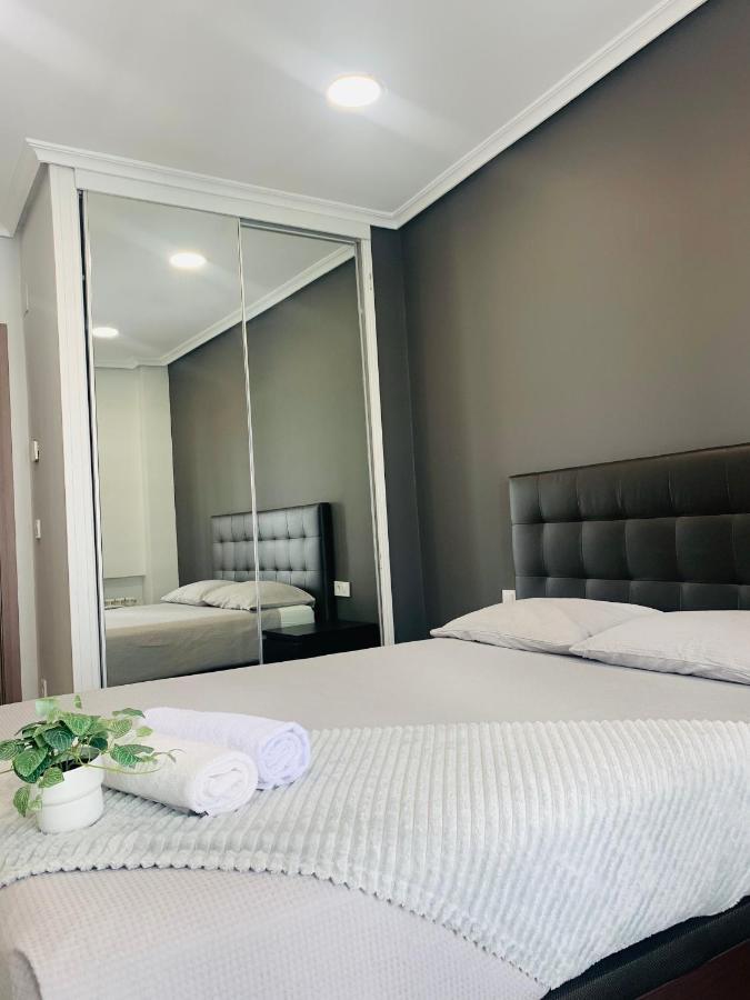 Deluxe Centro , Parking Free * Madrid